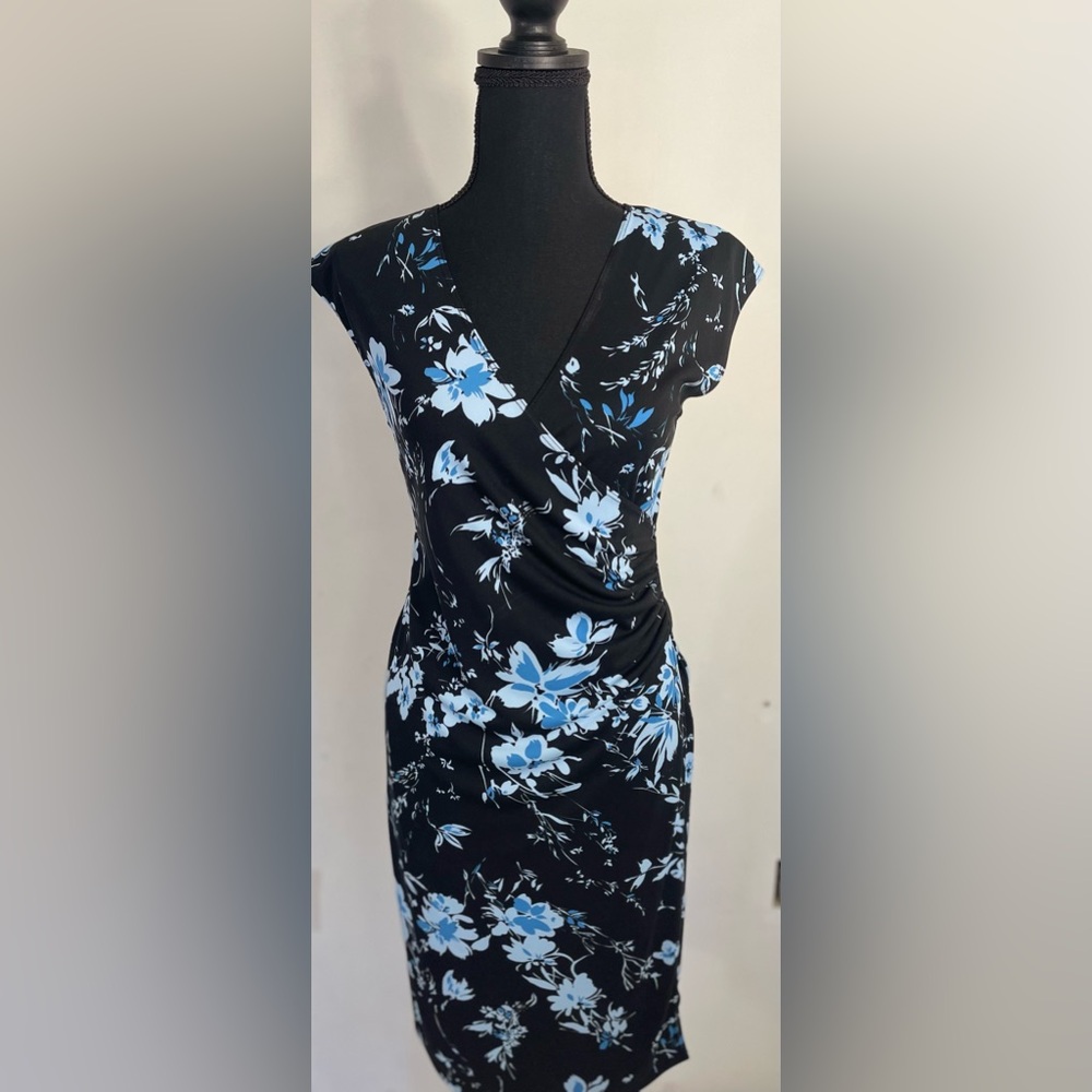 Wrapper vintage polyester floral dress